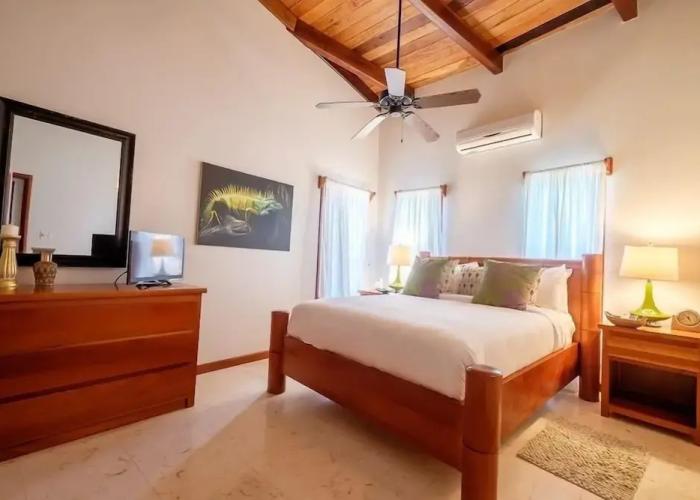 Indigo Belize 2c 3 Bedroom Condo by RedAwning