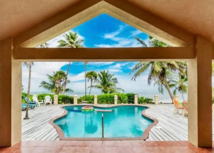 Modern house with océano view in Belice