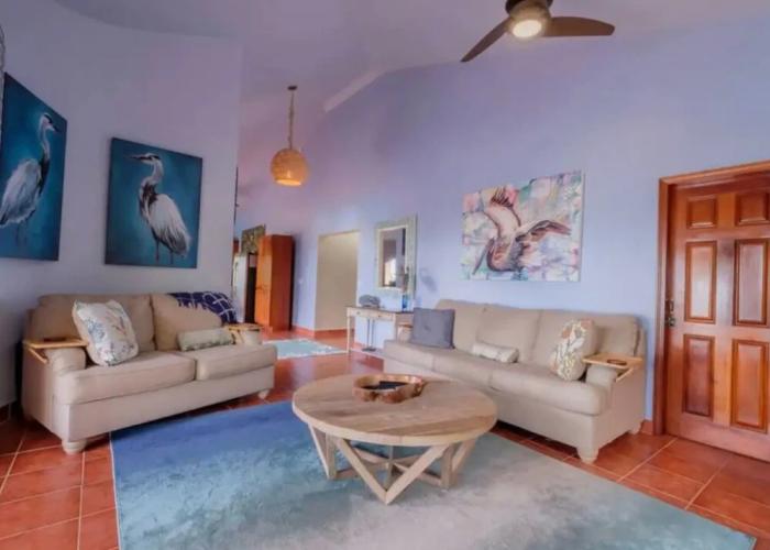 Modern house with océano view in Belice