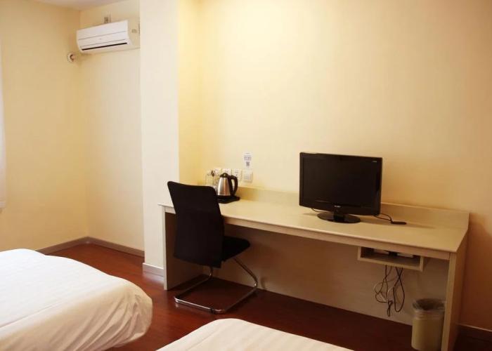 JI Hotel Dalian Xinghai Park