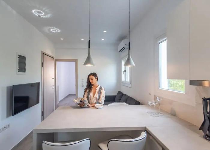 White Rock Milos Suites