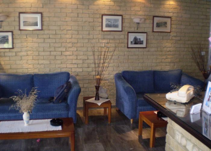 Giannis Hotel Apartments