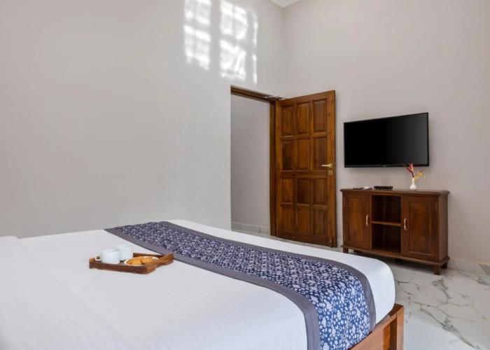 Leoney Resort