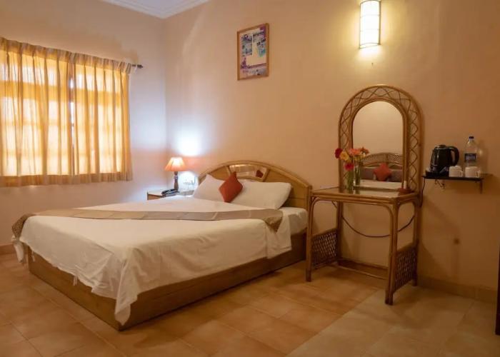 Alcove Resort