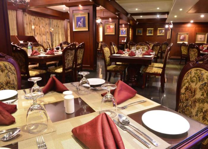 Seasons Hotels & Resorts