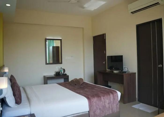 Relax Holiday Home,Margao Railway Station