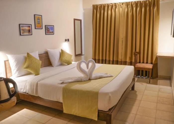 Hotel Sharayu One