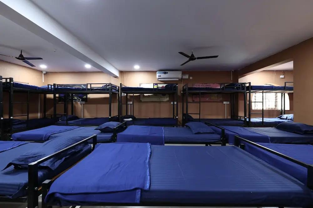 фото Wee care hostel and dormitory