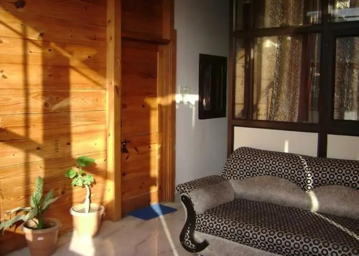 BlueStays Hostel
