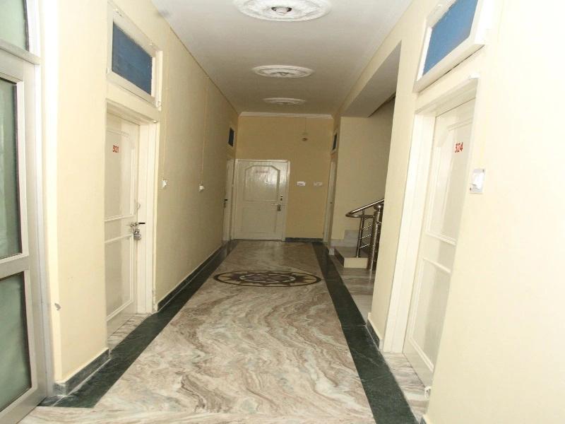 фото Hotel Madhusudan
