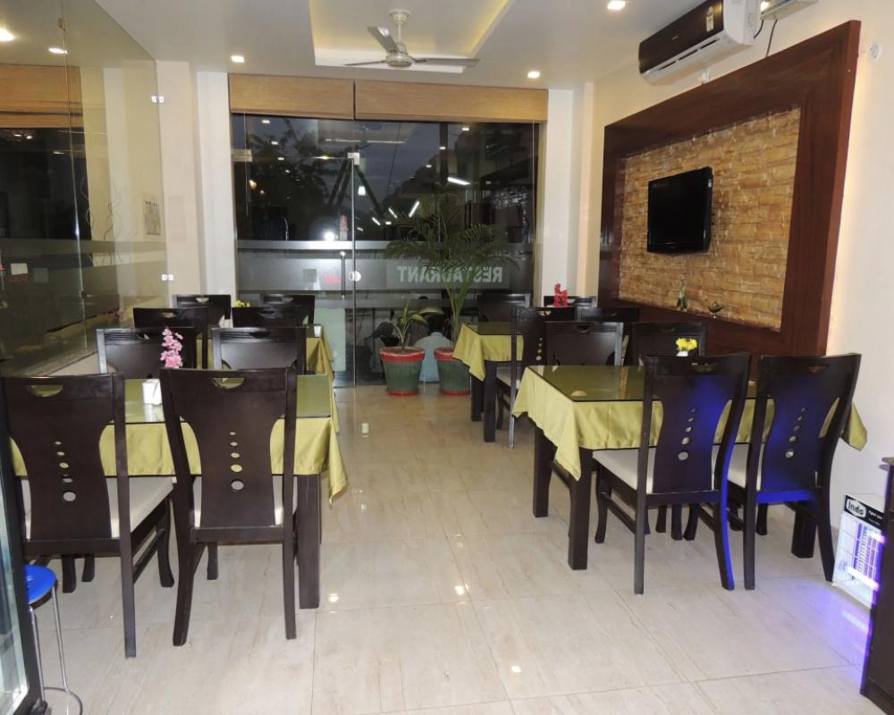 фото Hotel Yog Vashishth