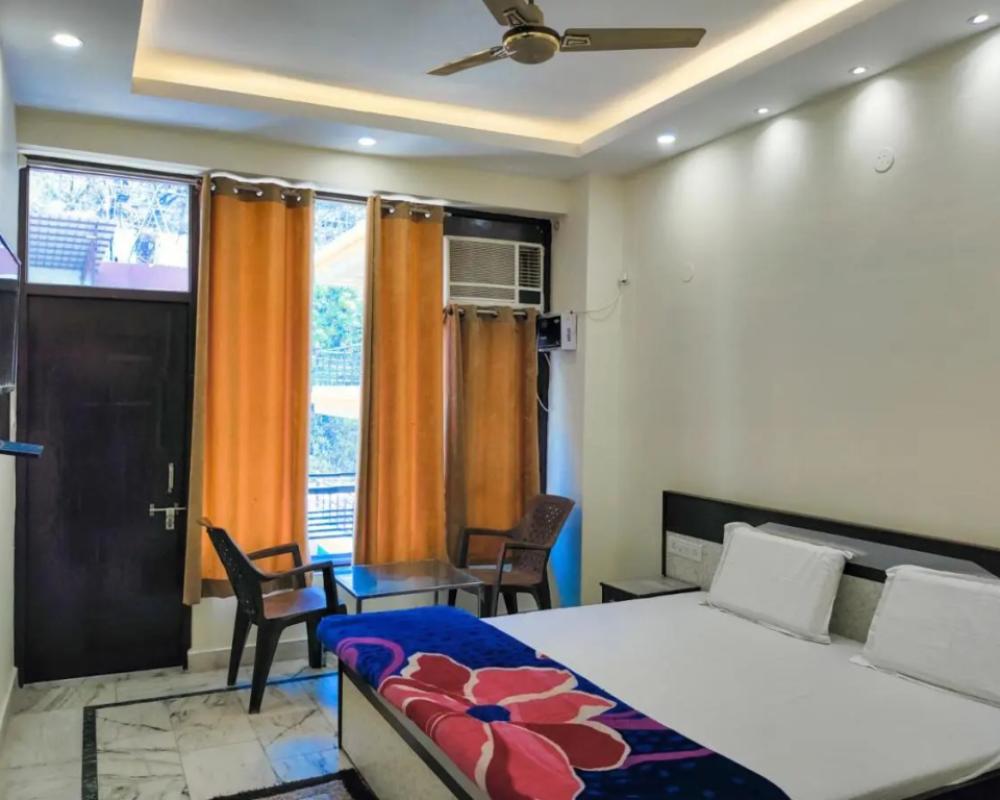 фото Hotel Orange Classic