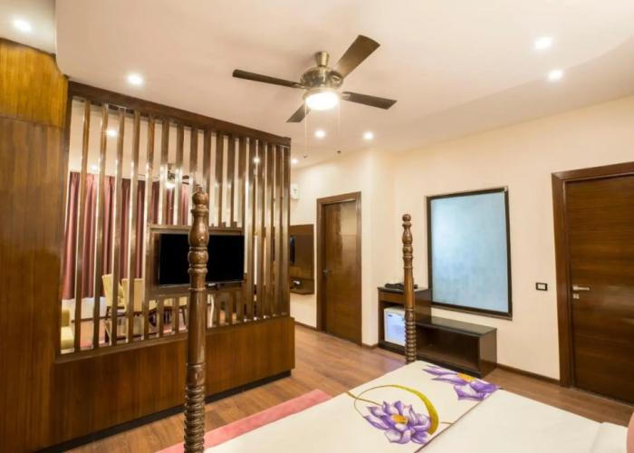 Regenta Inn On The Ganges Rishikesh