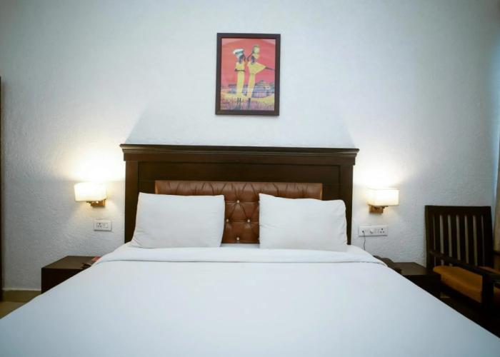 Hotel Ishan A Riverside Retreat