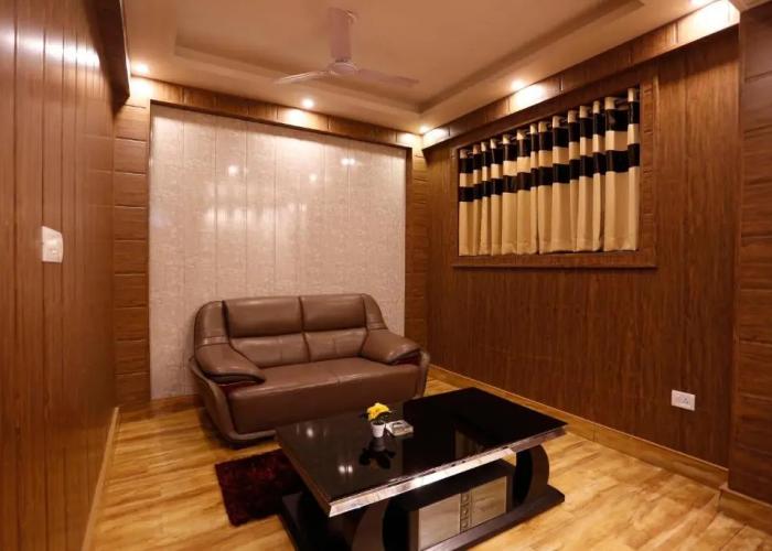Paradise Ganga - A River Side Hotel