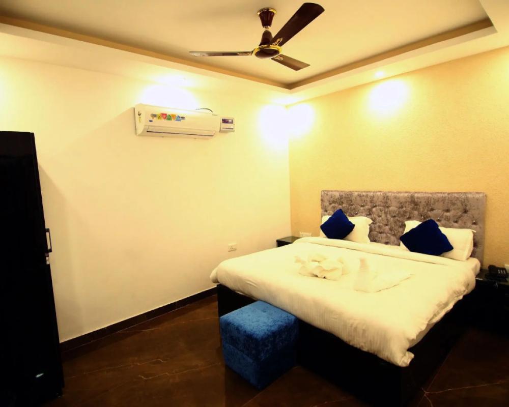 фото Hotel Gharonda