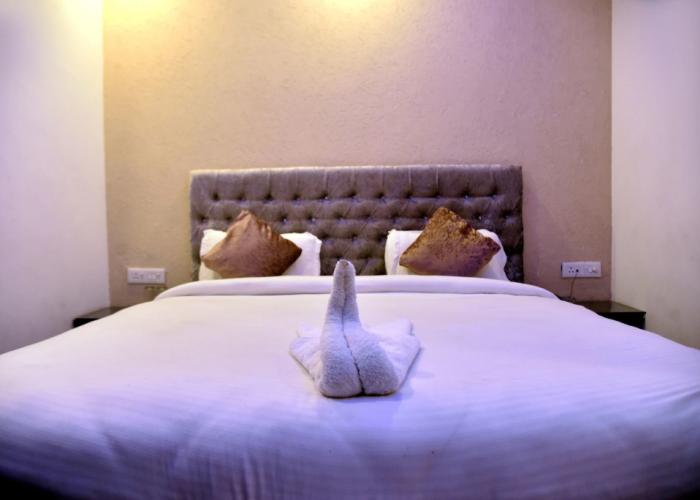 Hotel Gharonda