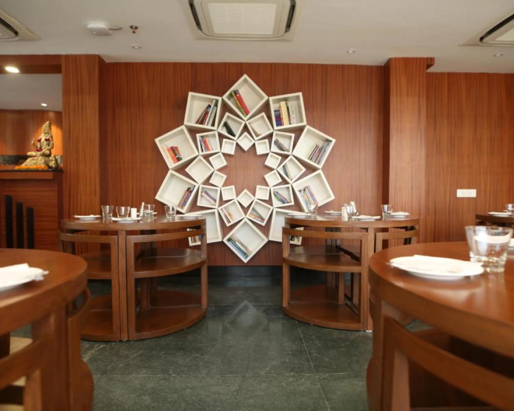 фото Holy River Hotel