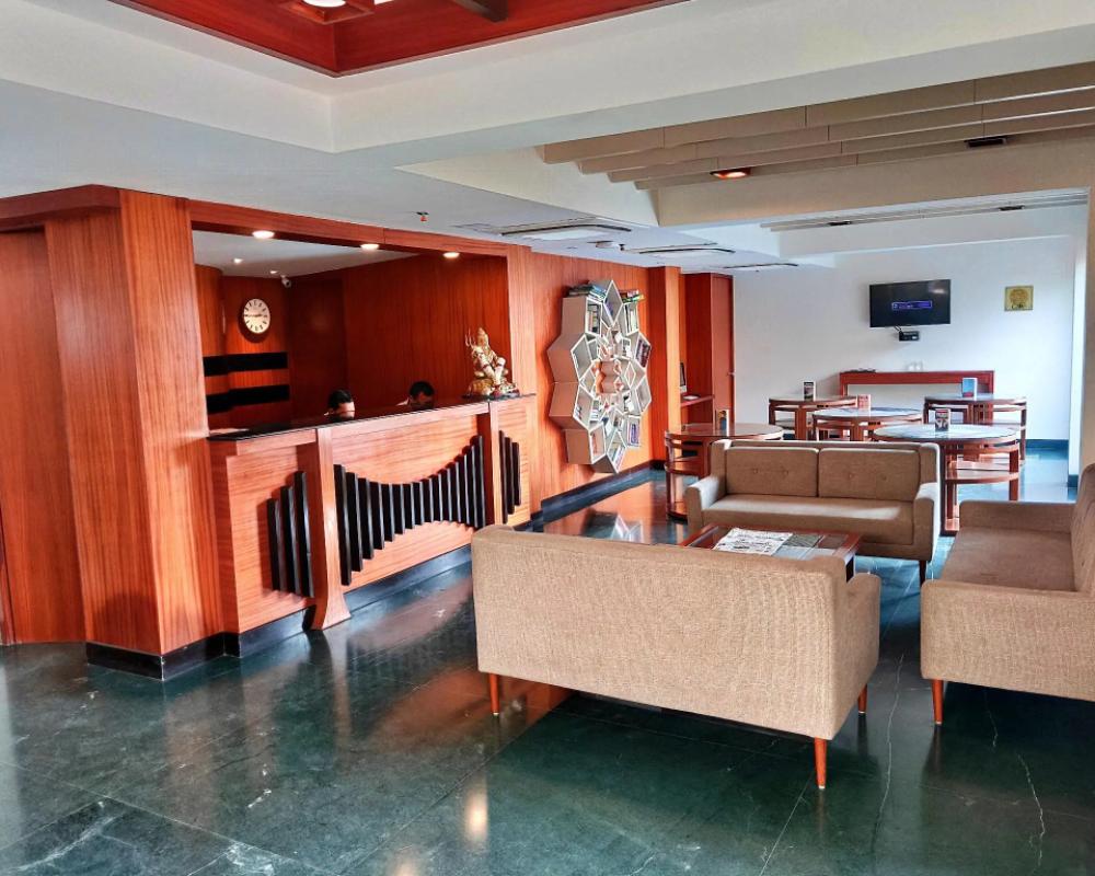 фото Holy River Hotel