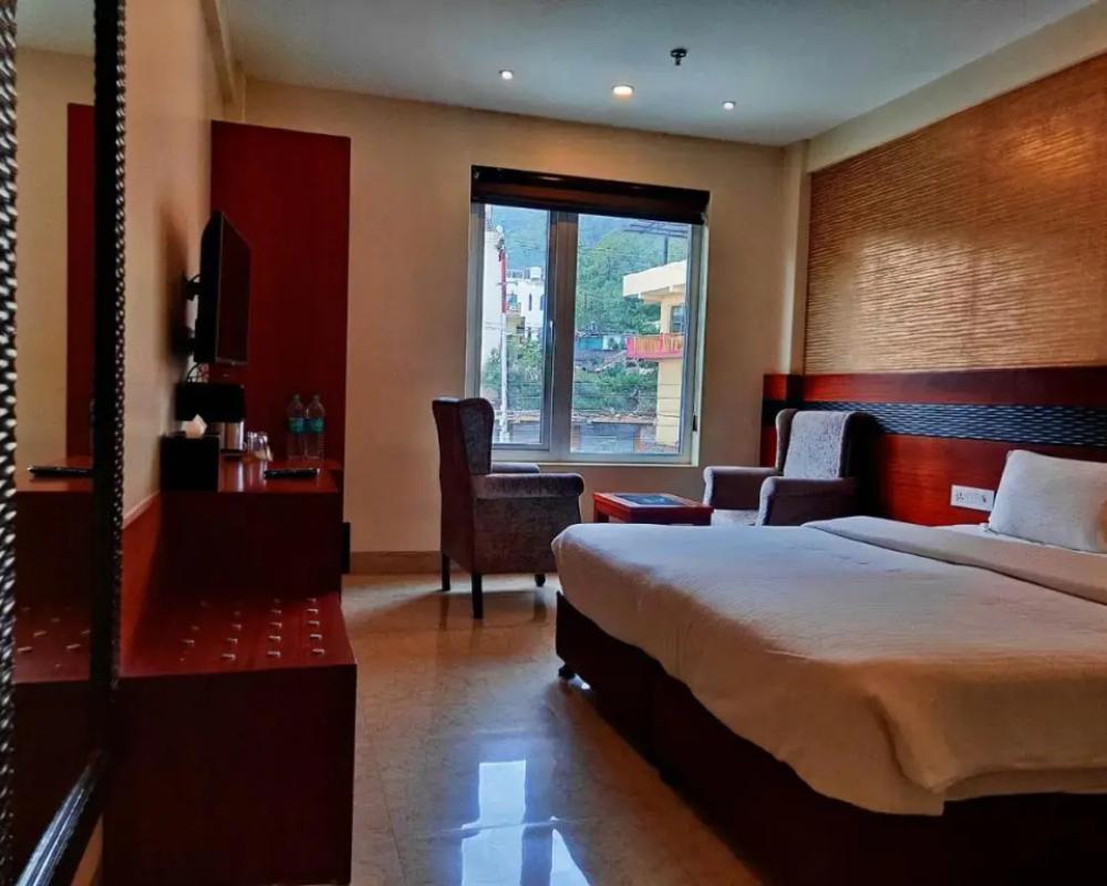 фото Holy River Hotel
