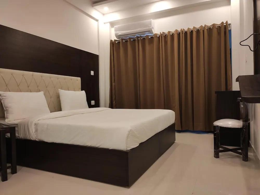фото Hotel The Grace