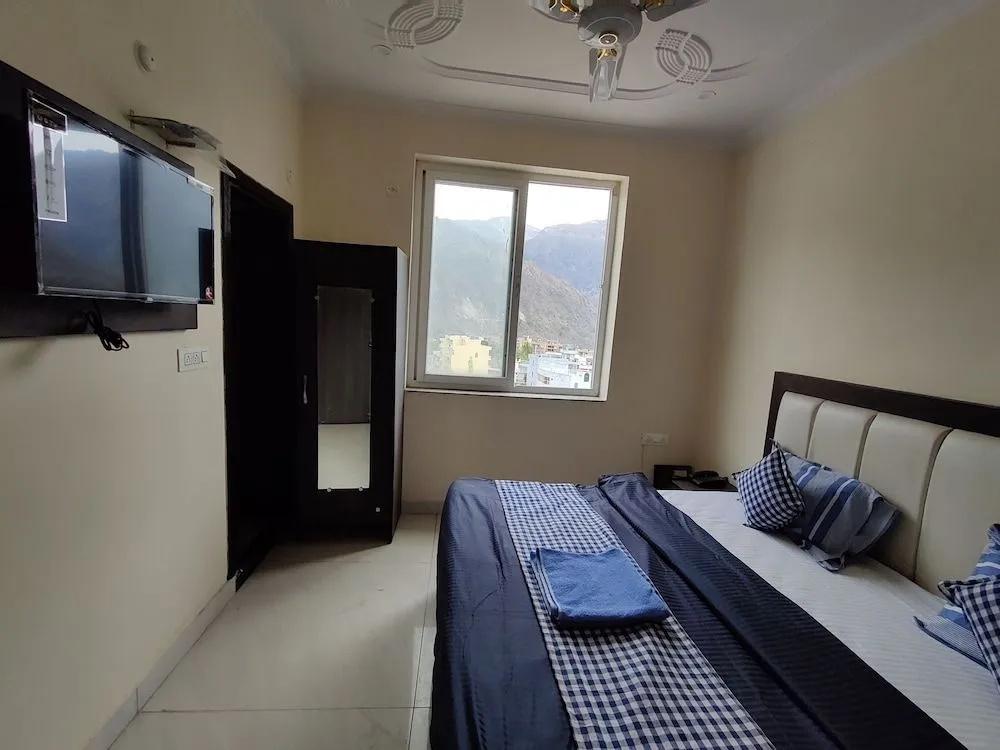 фото UbEx Home Rishikesh - Hostel