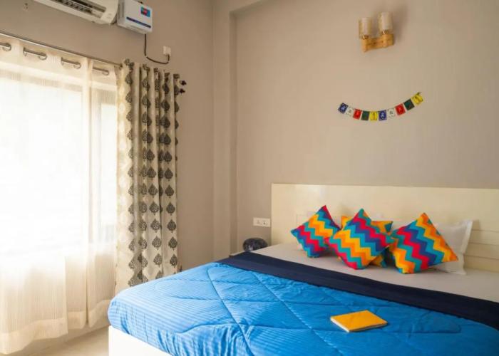 goSTOPS Rishikesh Lakshman Jhula - Hostel