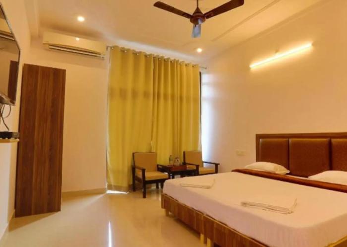 Hotel Tapovan Cottage