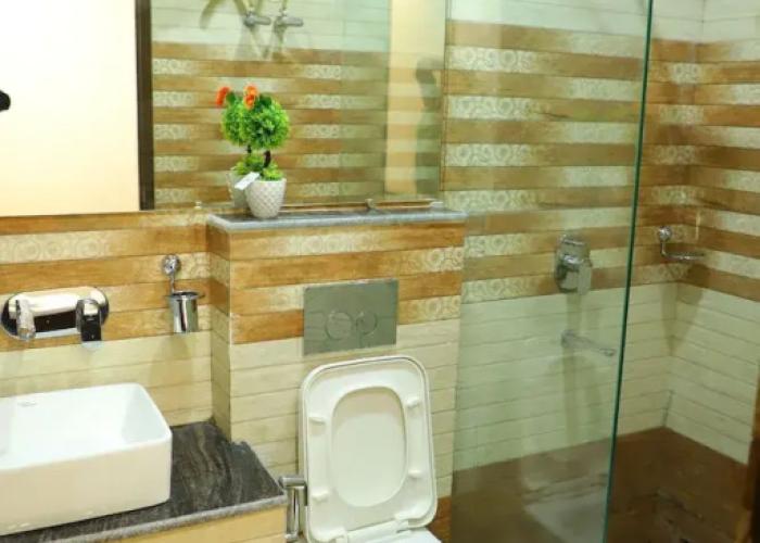 Shivoham Yoga Retreat - Spacious and Fully Equipped Apartment in Tranquil Area
