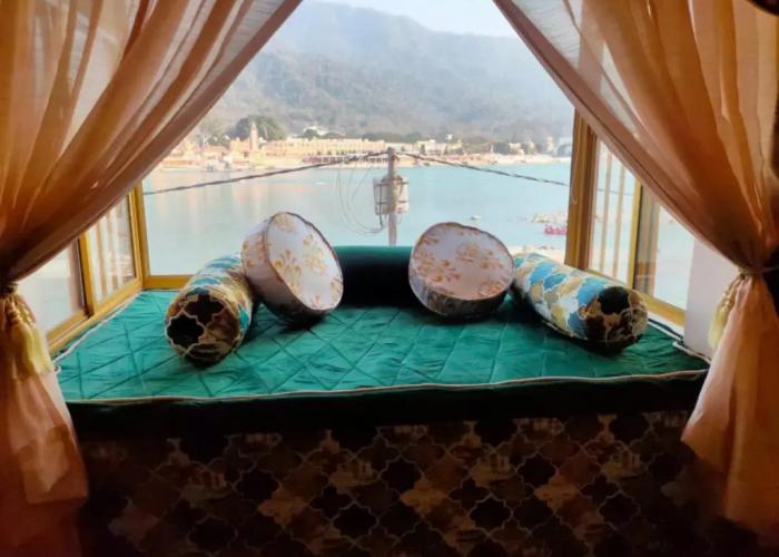 The Neeraj Ganga Heritage Palace