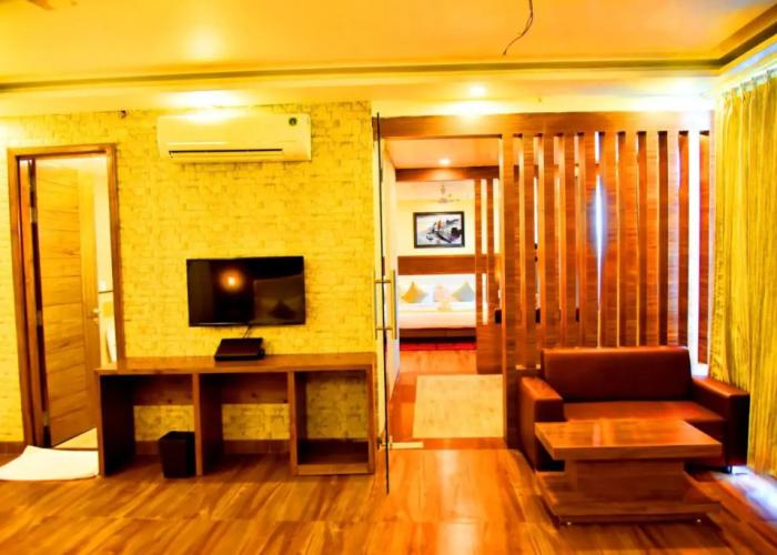 Hotel Divine Lakshmi Ganga