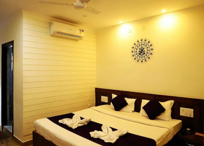 Hotel Vedas Tapovan