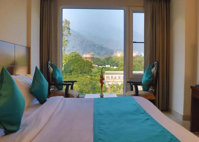 Green Hotel - Behind Parmarth Niketan