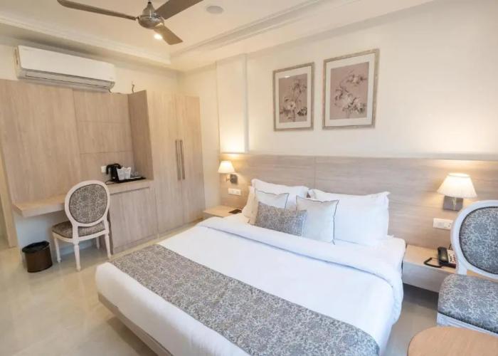 Terrakotta Rishikesh