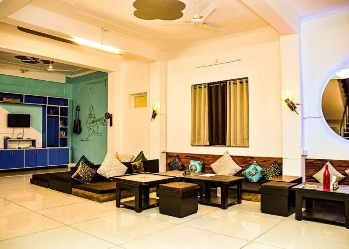 Blue River Hostel