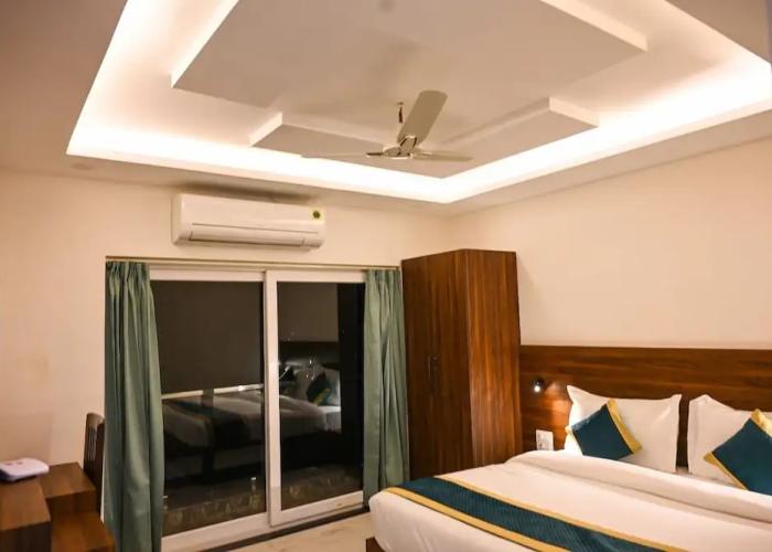 Hotel 7 Heaven
