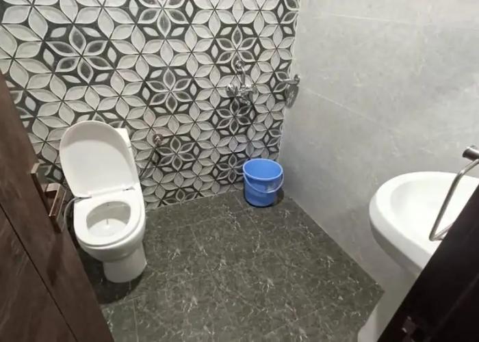 85 The Ganges 2 Bhk Apartment for Homestay