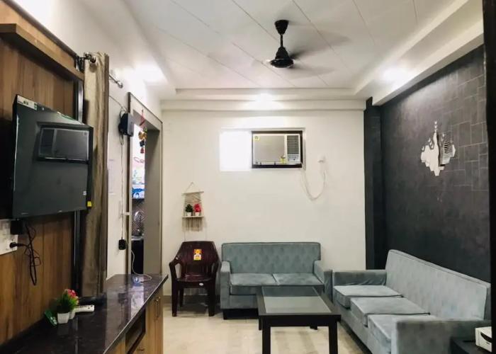 85 The Ganges 2 Bhk Apartment for Homestay