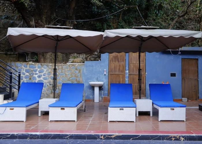 Friendz Adda Resort