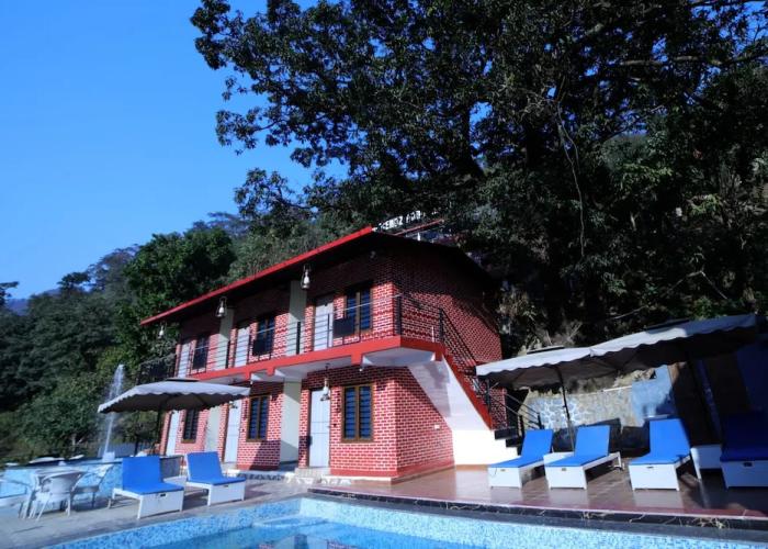 Friendz Adda Resort