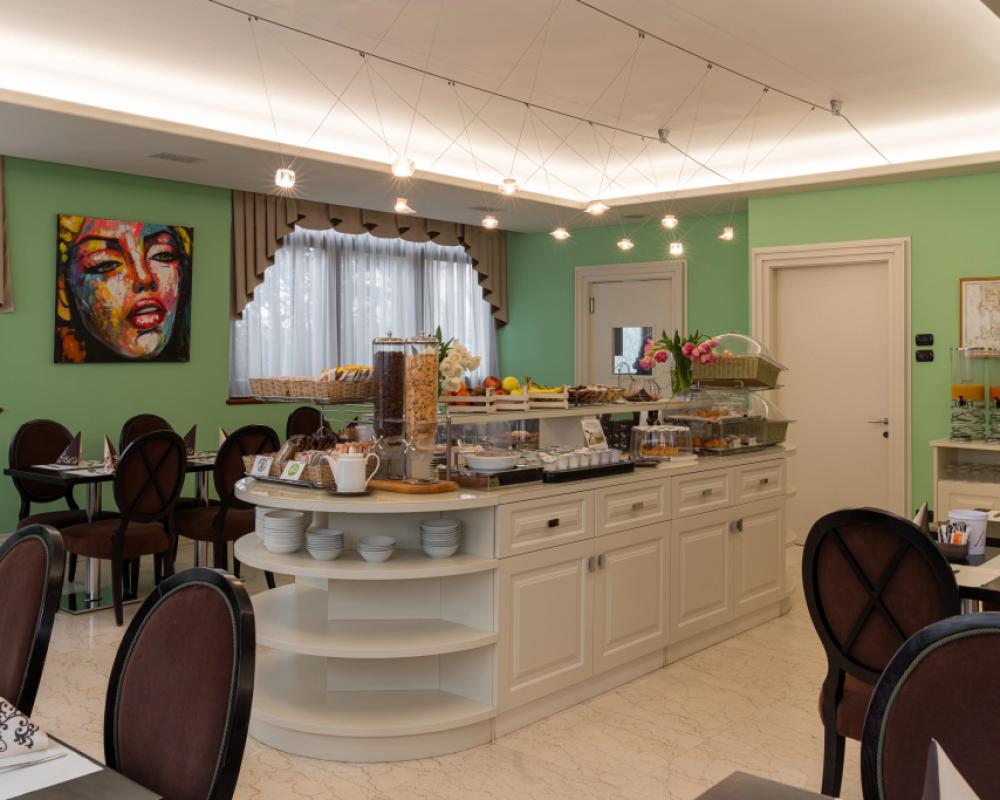 фото Hotel Roxy Plaza