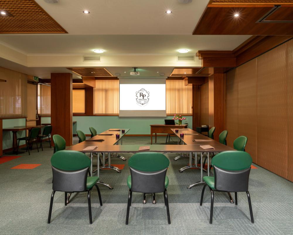 фото Hotel Roxy Plaza