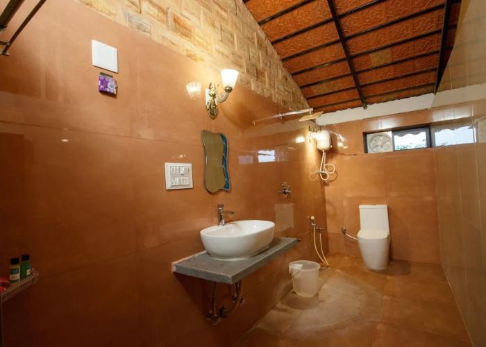 Gir Lions Paw Resort With Swimming Pool