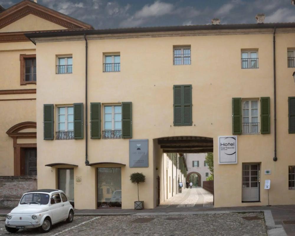 Hotel cortaccia sanvitale