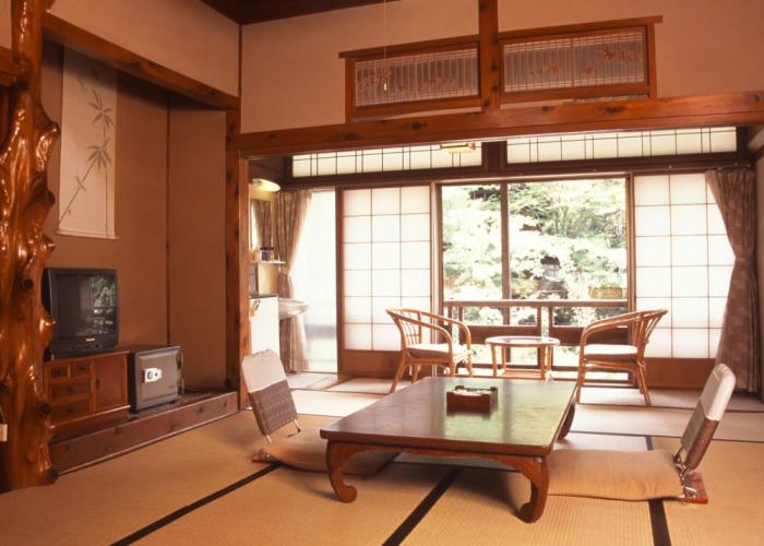 Takaragawa Onsen Osenkaku Hotel