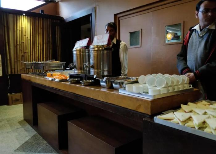 Hotel Mount Regency