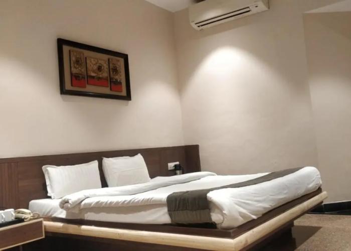 Hotel Mount Regency