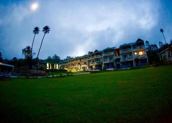 Hummingbird Resort