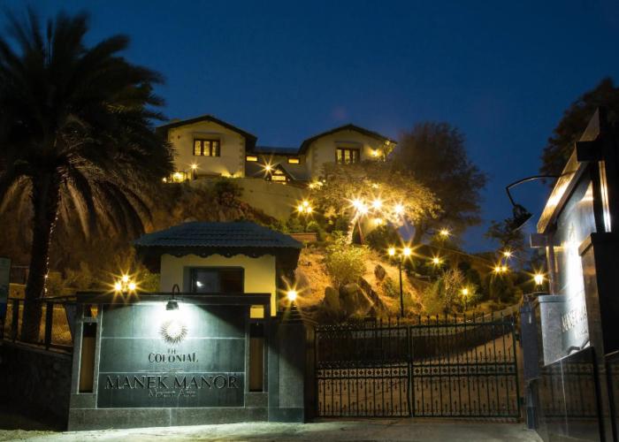 The Colonial Manek Manor