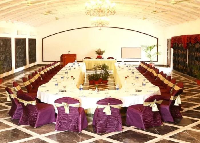 Hotel Hillock
